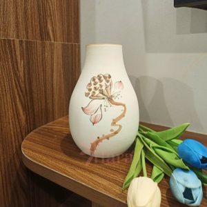 binh-cam-hoa-gom-su-dang-binh-ve-sen10