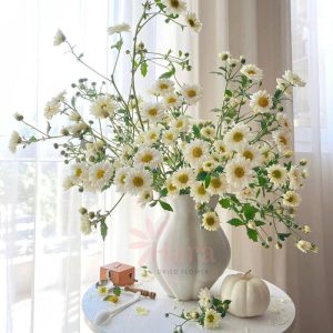 binh-cam-hoa-gom-su-dang-gio-cua-mui13