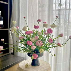 binh-cam-hoa-gom-su-dang-ly-trong-thuy-tien12